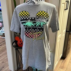 NWT Disney Mickey Tee Shirt Medium #364
